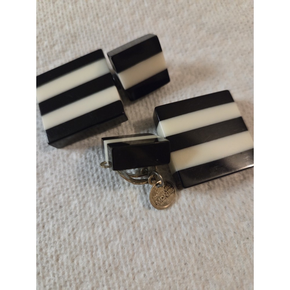 Vintage Gerda Lynggaard monies Earrings